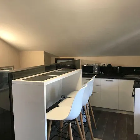 Elegant & Πανσιόν 4*